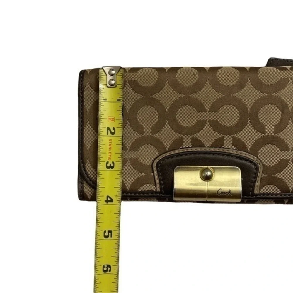 Coach brown op c signature wallet